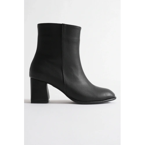 Lucinda Kadın Kışlık Siyah Kalın Topuklu Bot