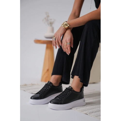 Nova Kadın Gümüş Detaylı Siyah Sneaker