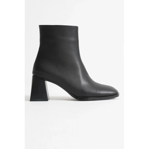 Ornela Kadın Siyah Topuklu Bot