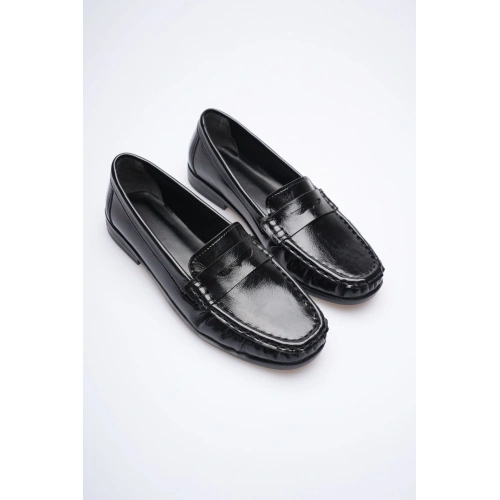 Siyah Parlak Deri Görünümlü Penny Loafer TR88MS02A