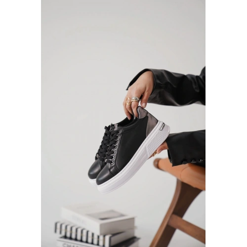 Vega Platin Detaylı Siyah Kadın Spor Ayakkabı