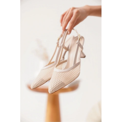 Winstey Kadın Bej Topuklu Ayakkabı