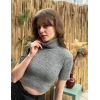 Kadın Gri Crop Boğazlı Kazak