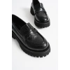 Kadın Günlük Siyah Kroko Loafer Ayakkabı TR10MS02G