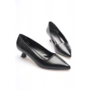 Siyah Kadın Günlük Kısa Topuklu Stiletto Ayakkabı TR20MS03A
