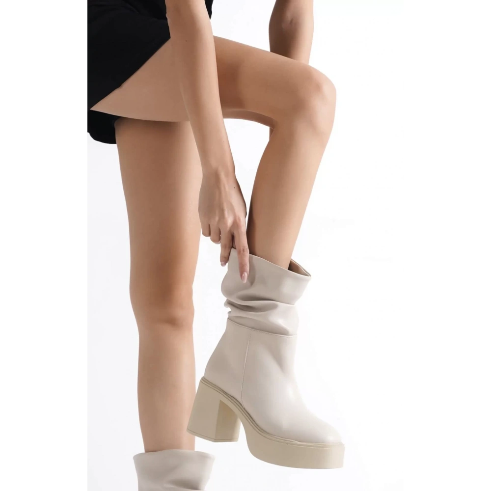 Kadın Bej Bilekten Büzgülü Bot