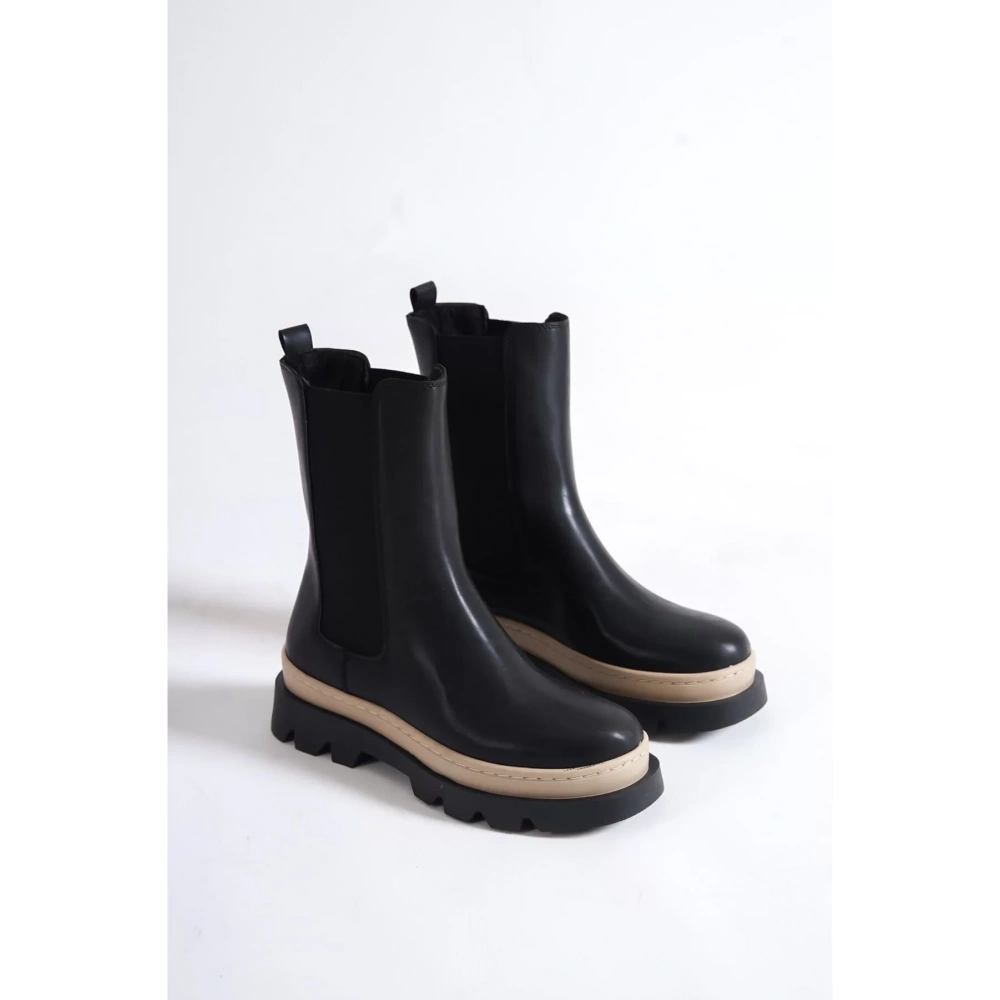 Kadın Nude Detaylı Siyah Bot