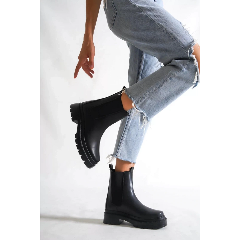 Kadın Siyah Chelsea Bot