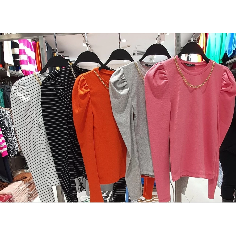 Kadın Zincir Aksesuarlı Gri Triko Kazak