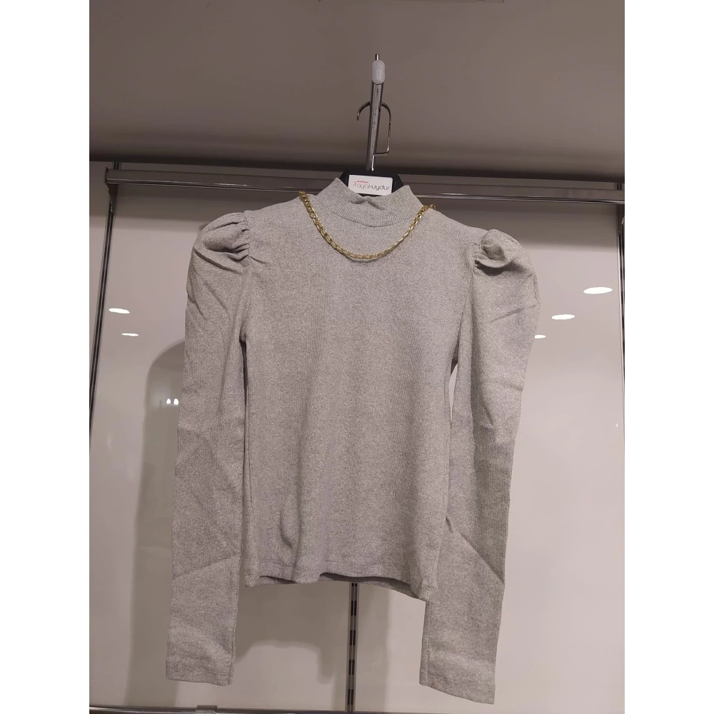 Kadın Zincir Aksesuarlı Gri Triko Kazak