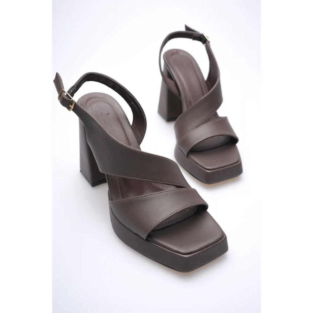 Acı Kahve Kadın Topuklu Platform Sandalet TR12MY04E