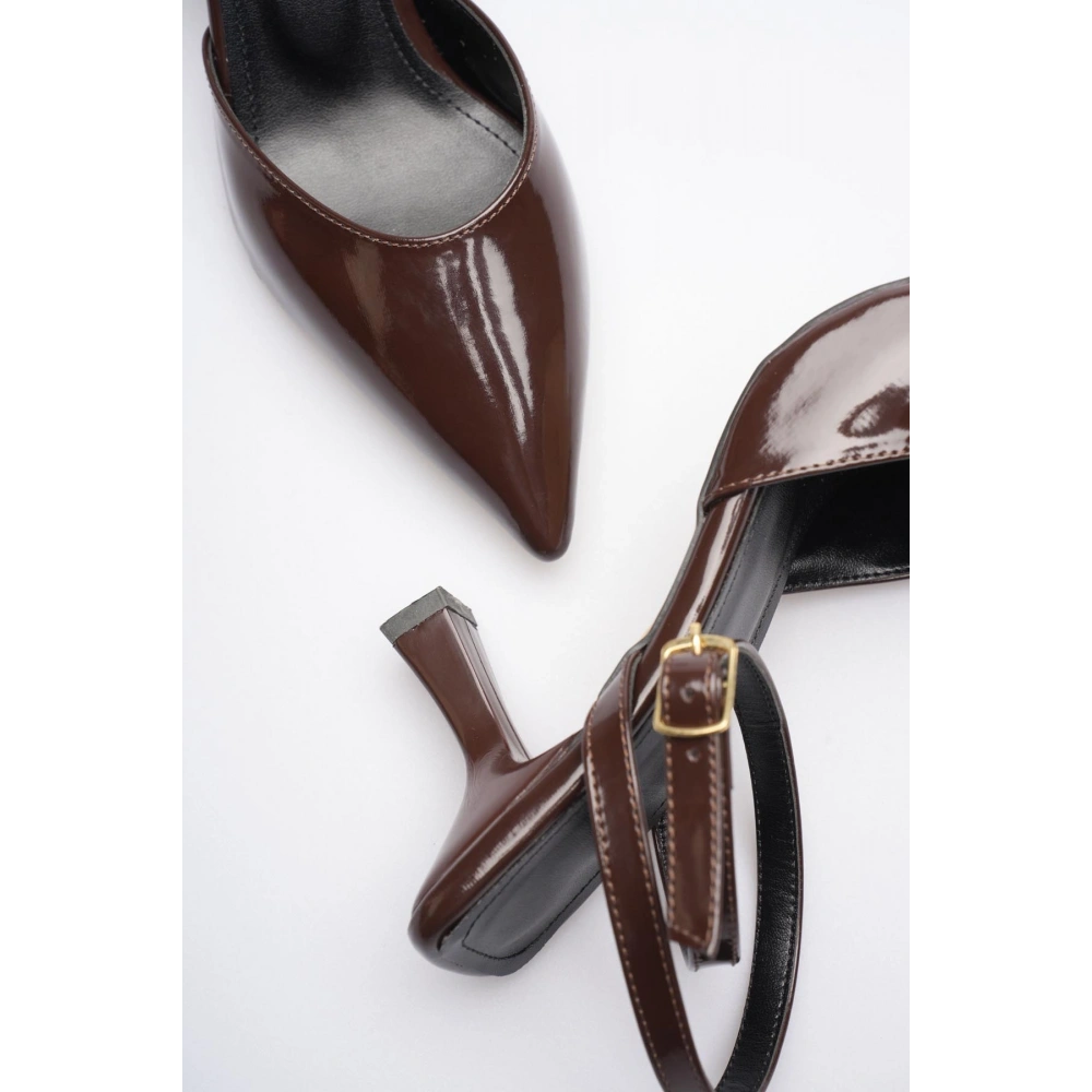 Acı Kahve Rugan Topuklu Ayakkabı TR03MS02E