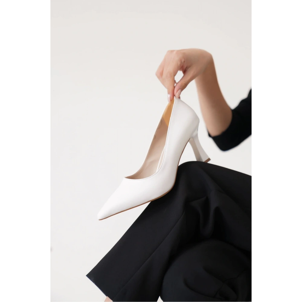 Kadın Beyaz Stiletto TR12MS06B