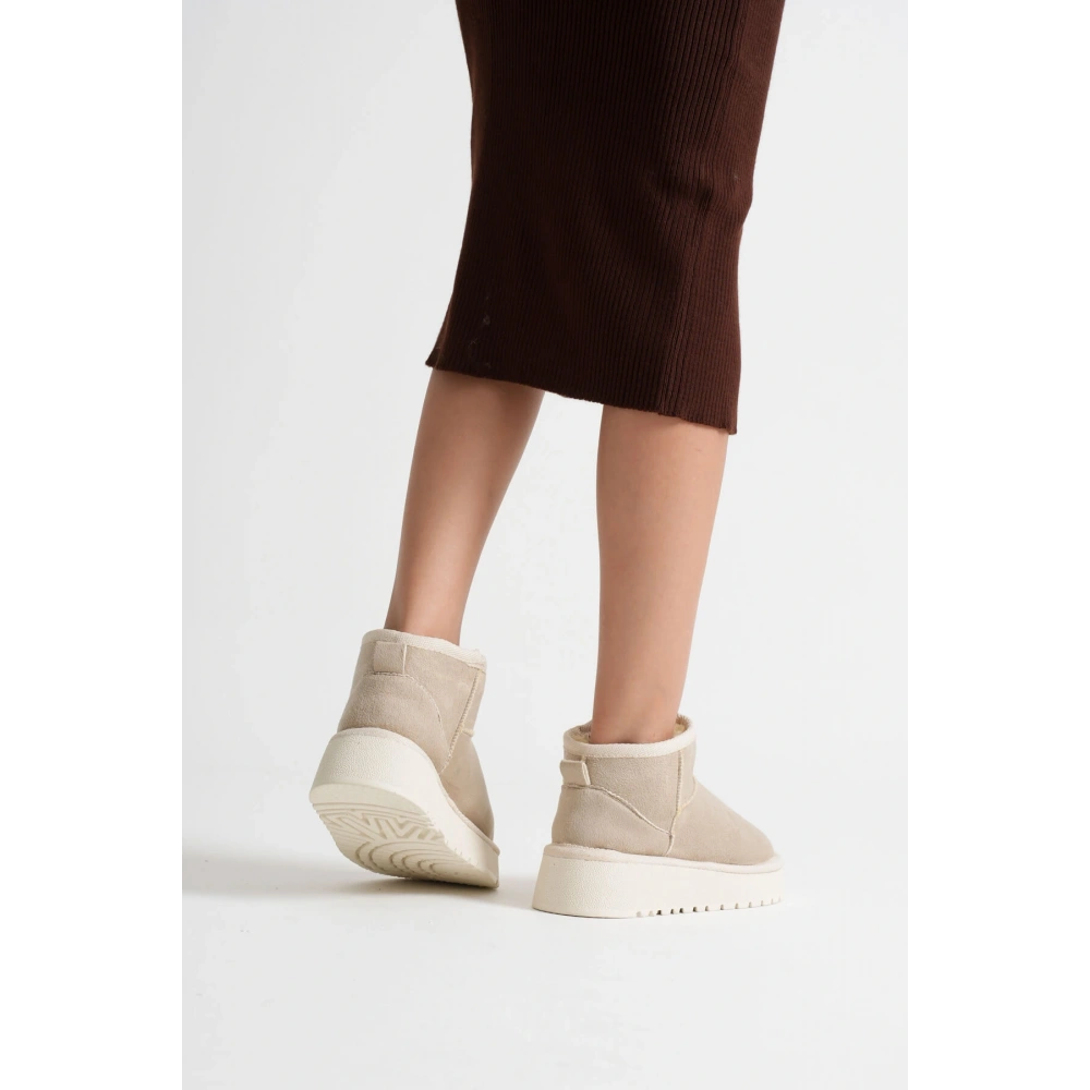 Alina Kadın Bej Kışlık Kürklü Bot