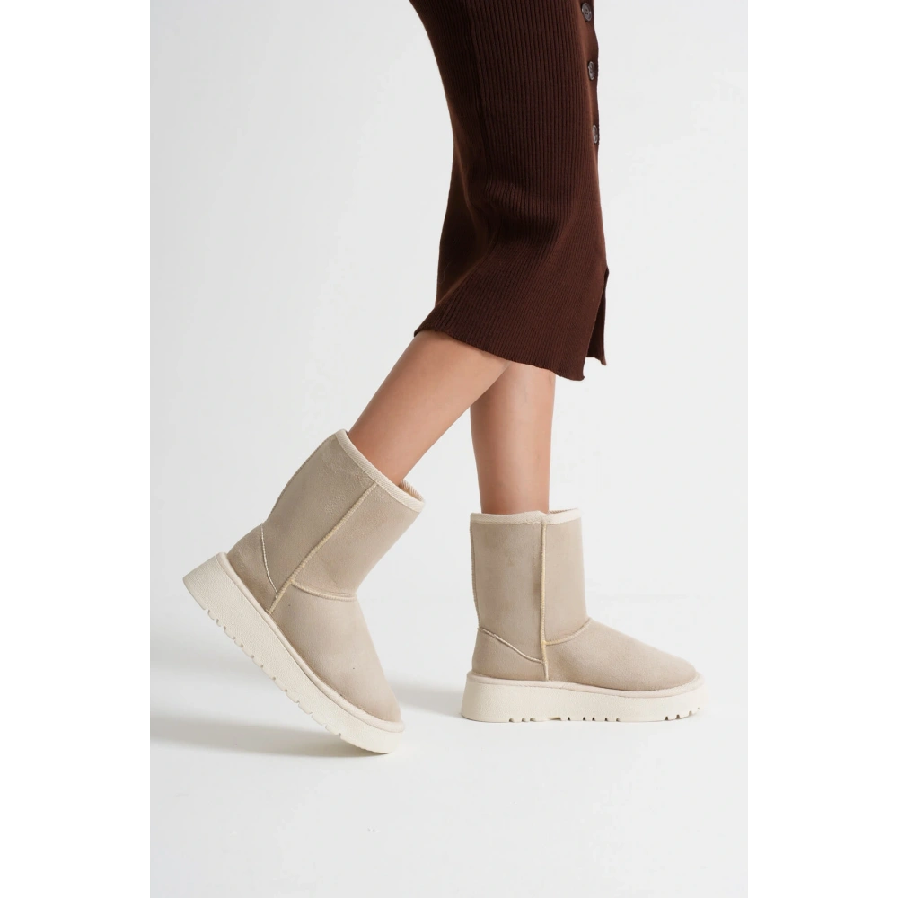 Anisa Kadın Bej Kışlık Kürklü Bot