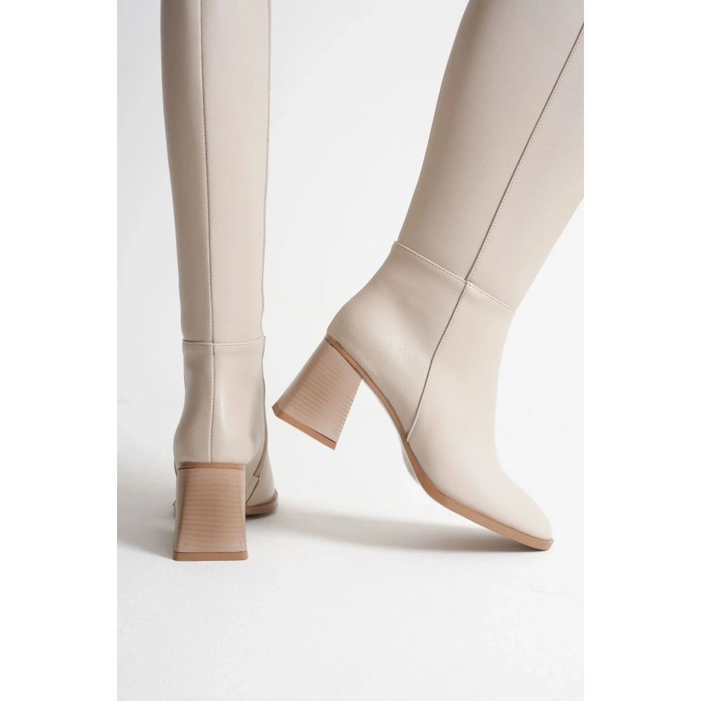 Arden Kadın Bej Kışlık Çizme