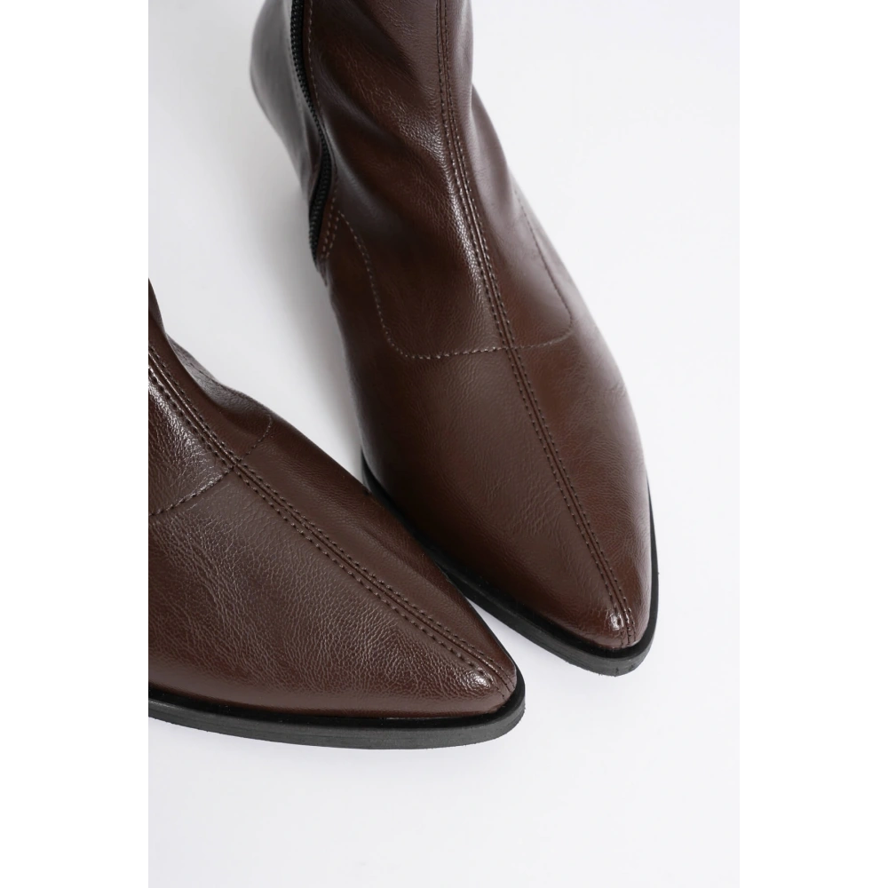 Kadın Acı Kahve Topuklu Bot TR23MK01B