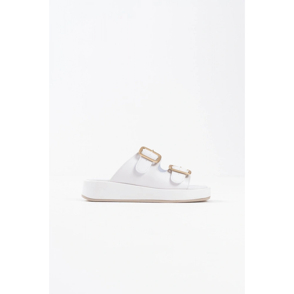 Beyaz Cilt Tokalı Terlik TR17MY01B