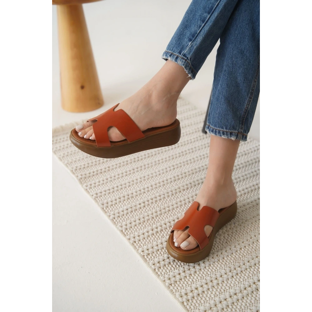 Kiremit Hakiki Deri Terlik TR31MY54F