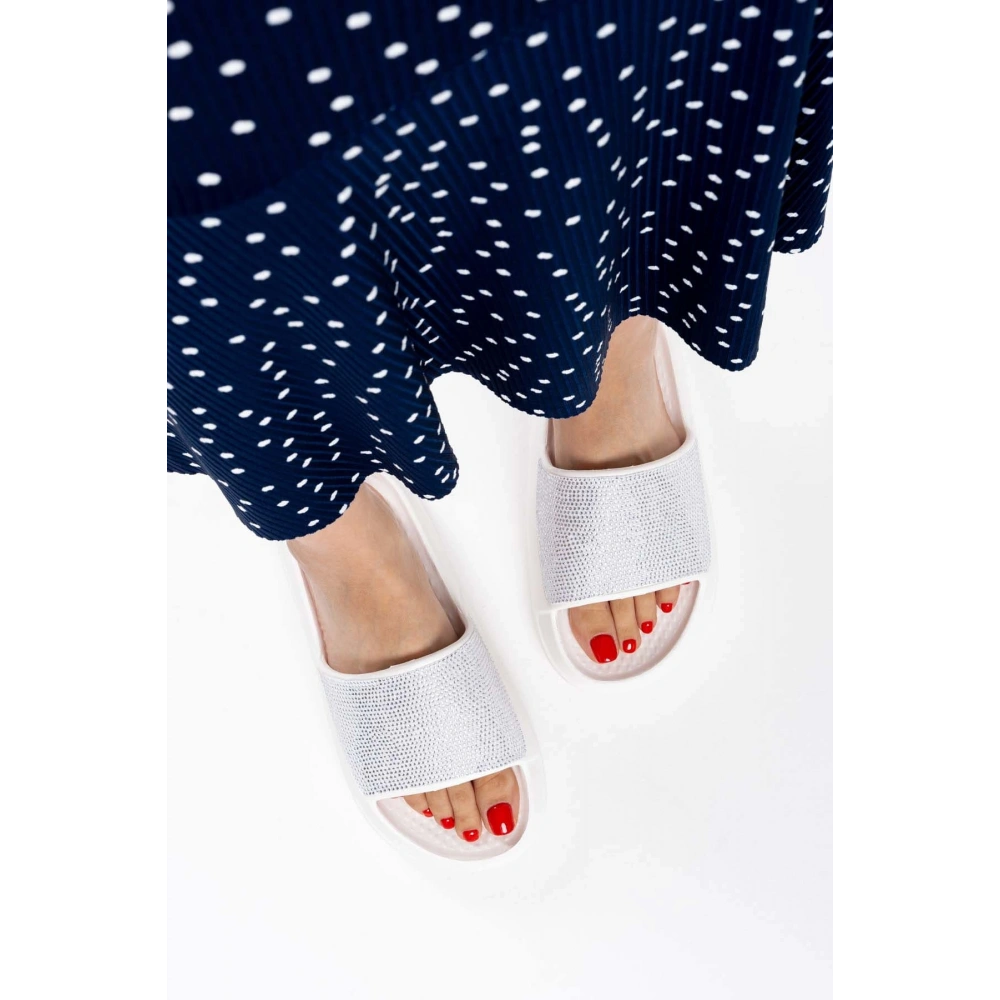 Carson Kadın Taş Detaylı Yazlık Terlik