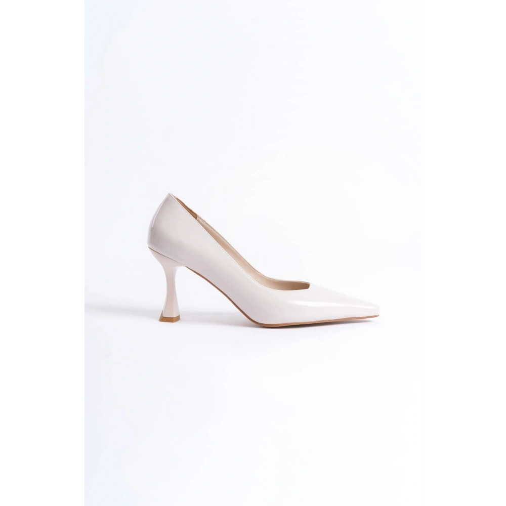 Kadın Bej Rugan Stiletto TR08MS27B