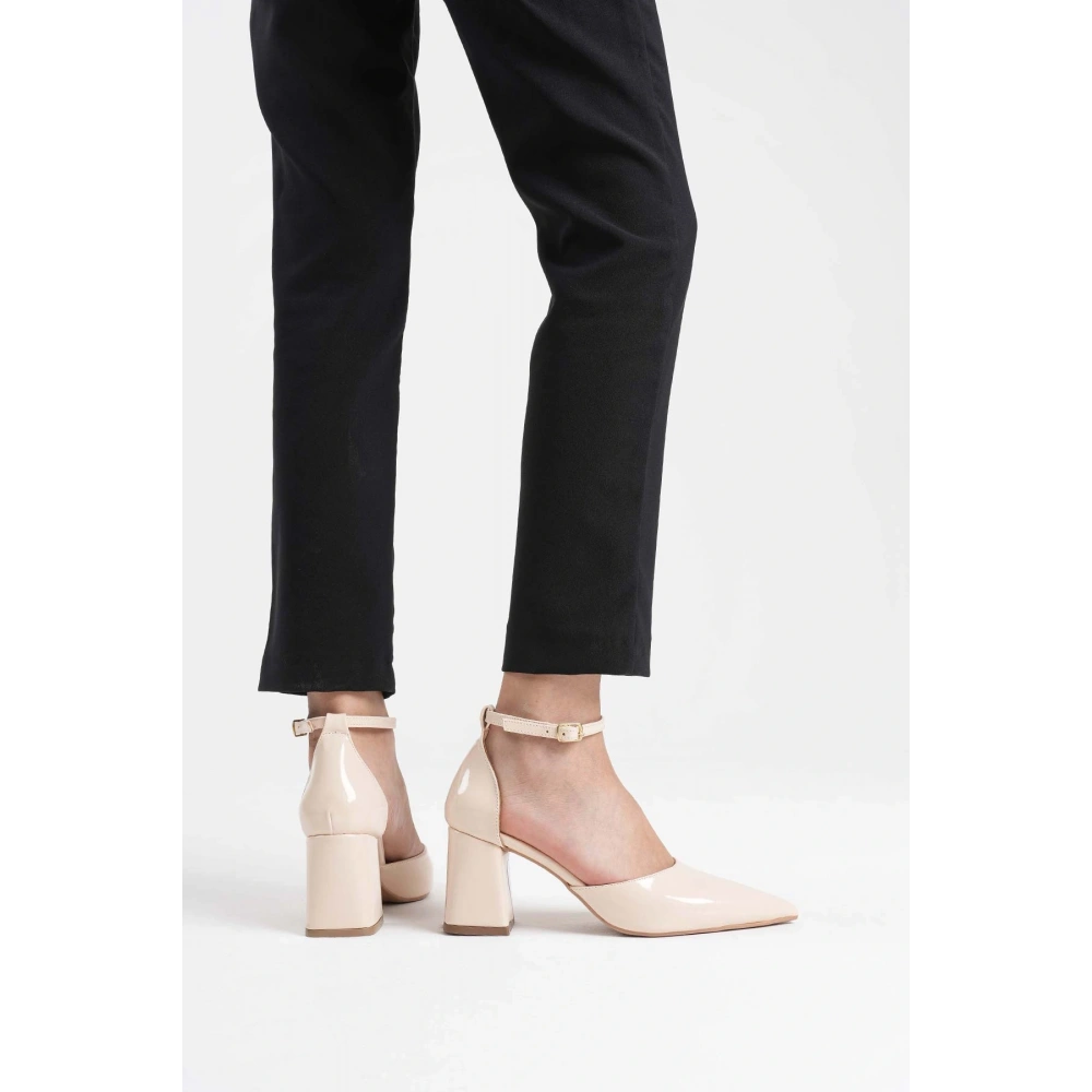 Bej Rugan Kadın Topuklu Ayakkabı TR08MS11B