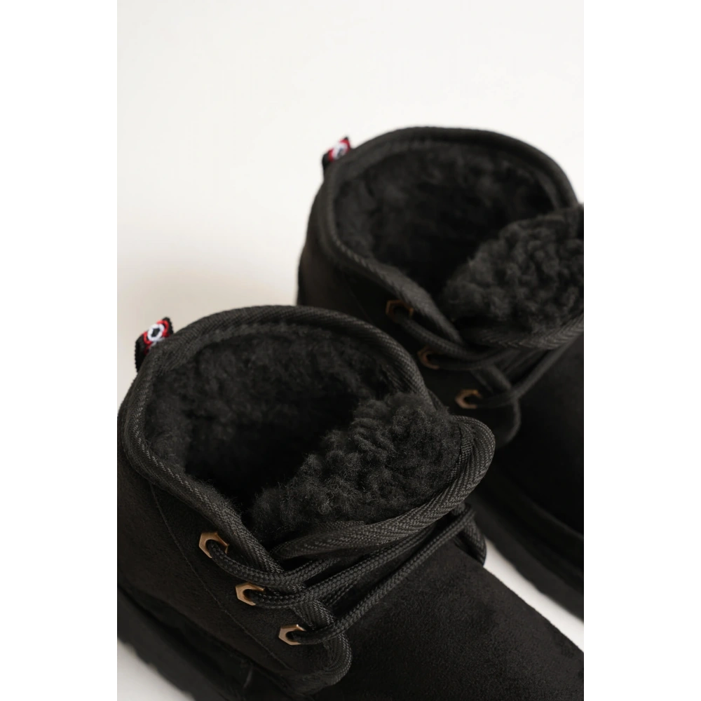 Kadın Siyah Kışlık İçi Kürklü Kalın Taban Bot TR04MK02A