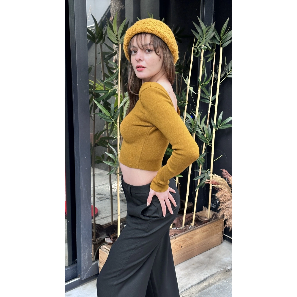 Kadın Hardal Sırt Detaylı Kazak