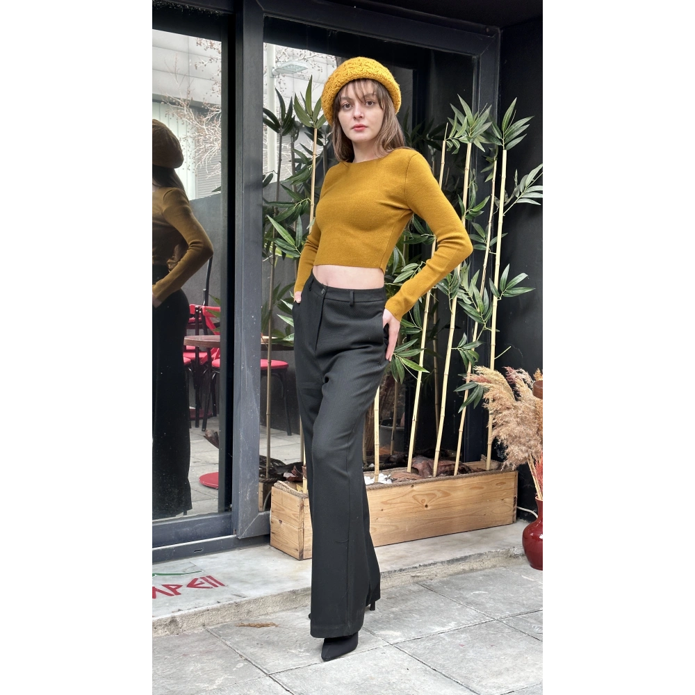 Kadın Hardal Sırt Detaylı Kazak