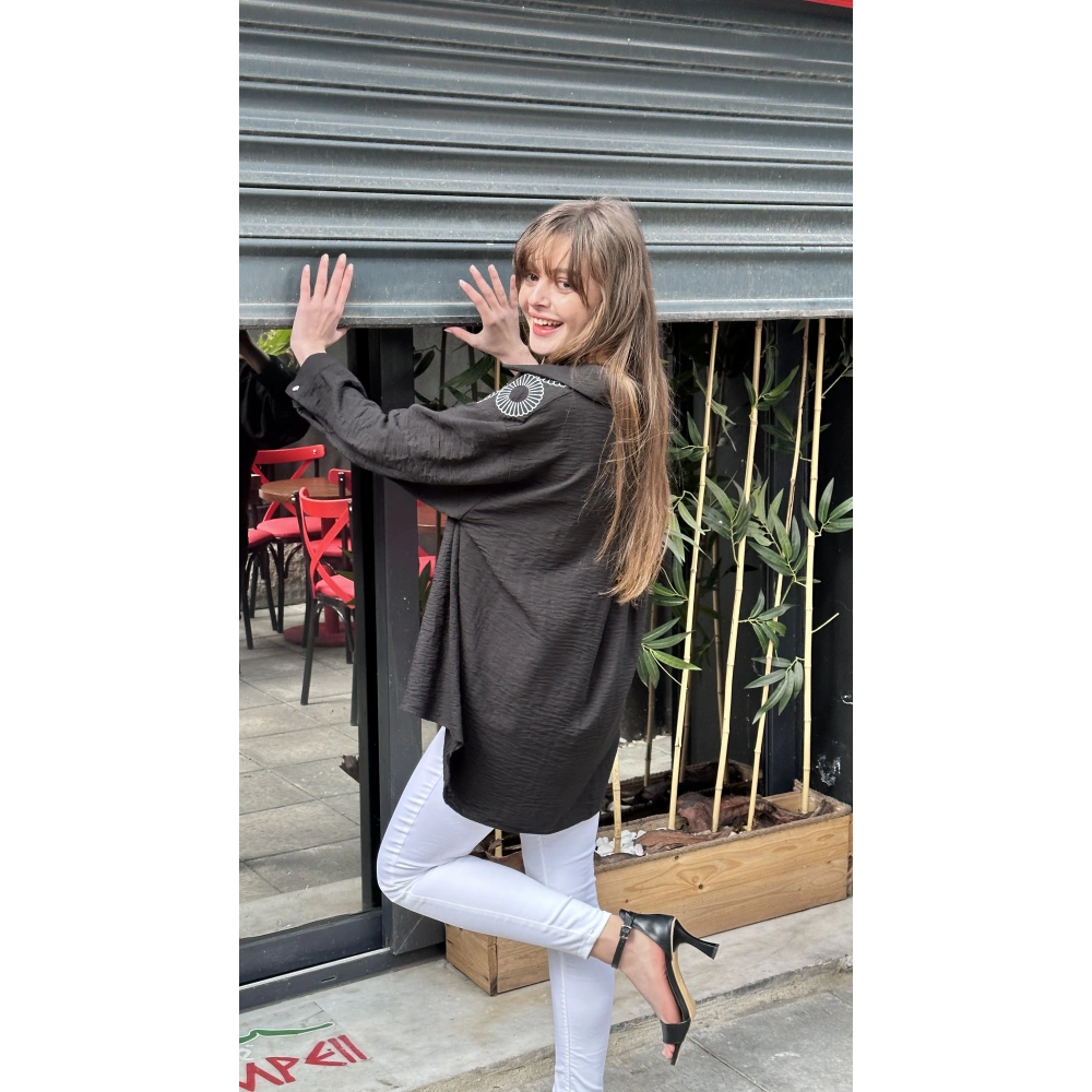 Kadın İşlemeli Gömlek Siyah-Beyaz