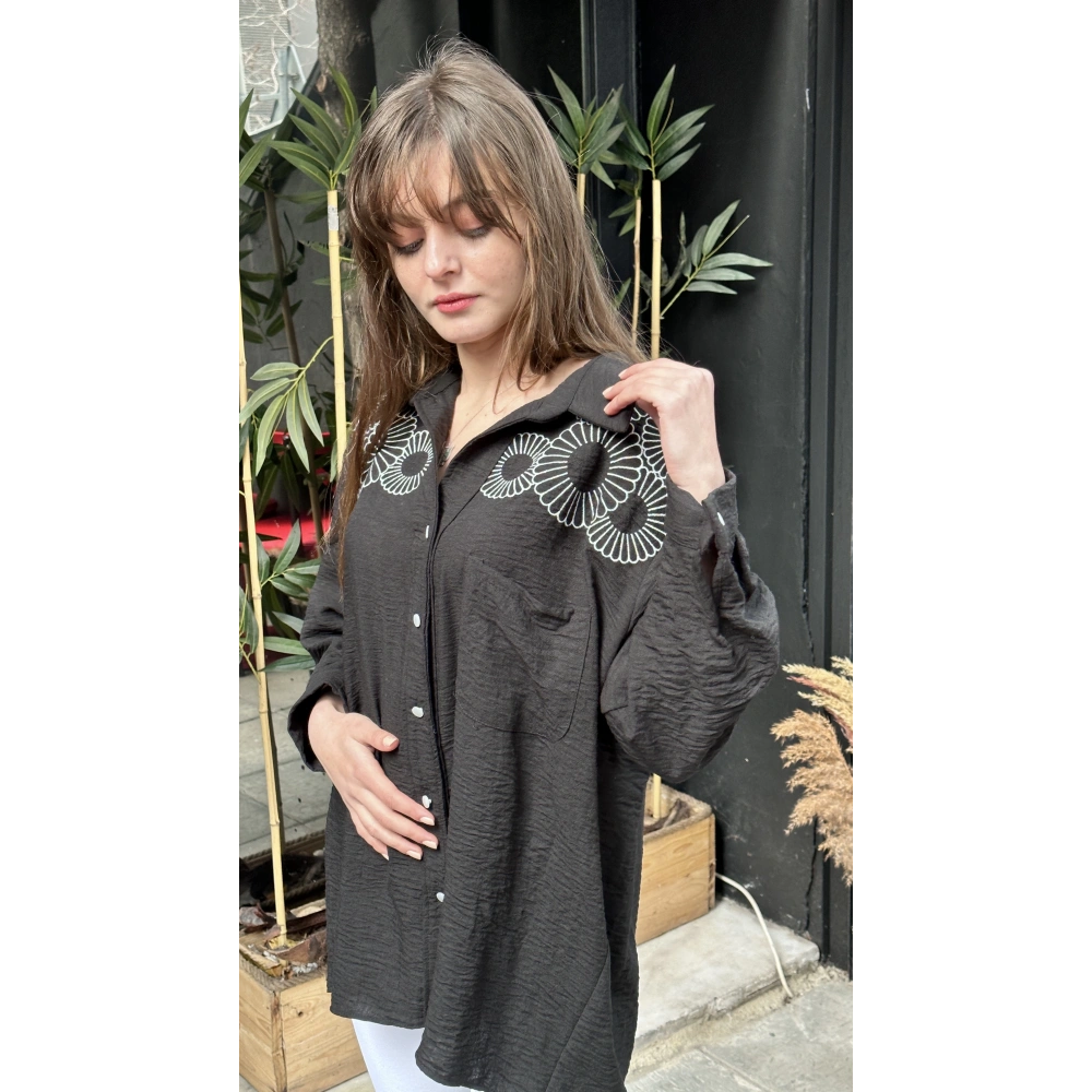 Kadın İşlemeli Gömlek Siyah-Beyaz