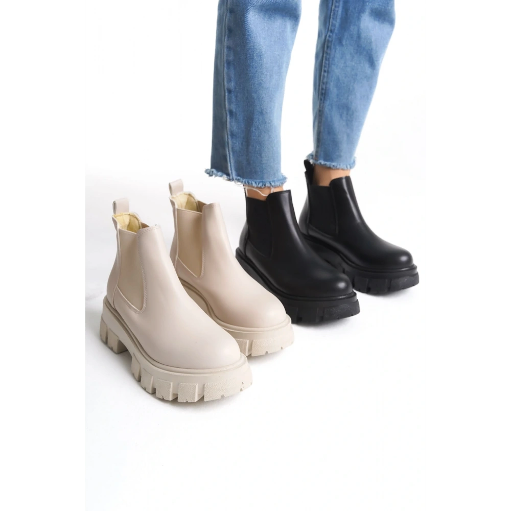 Julia Kadın Siyah Günlük Lastikli Bot