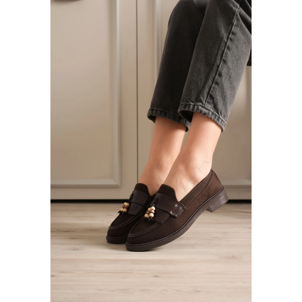 Kadın Acı Kahve Boncuk Püsküllü Günlük Kısa Topuklu Ayakkabı TR30MS01C