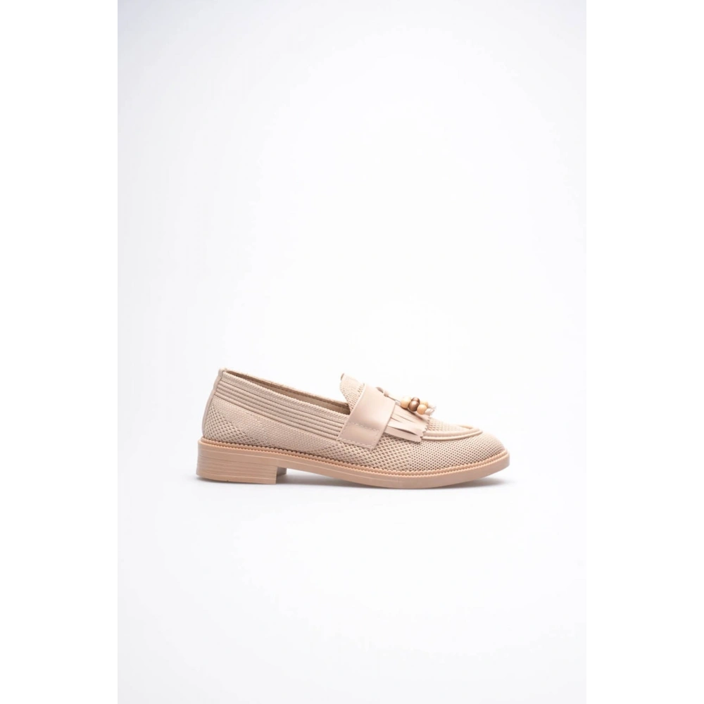 Kadın Bej Boncuk Püsküllü Günlük Kısa Topuklu Ayakkabı TR30MS01B