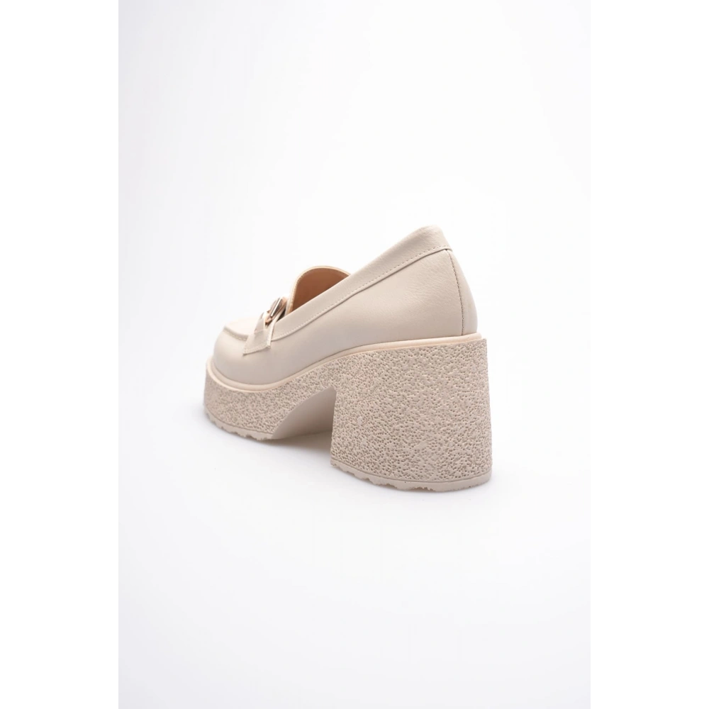 Kadın Bej Günlük Ayakkabı TR06MS03B