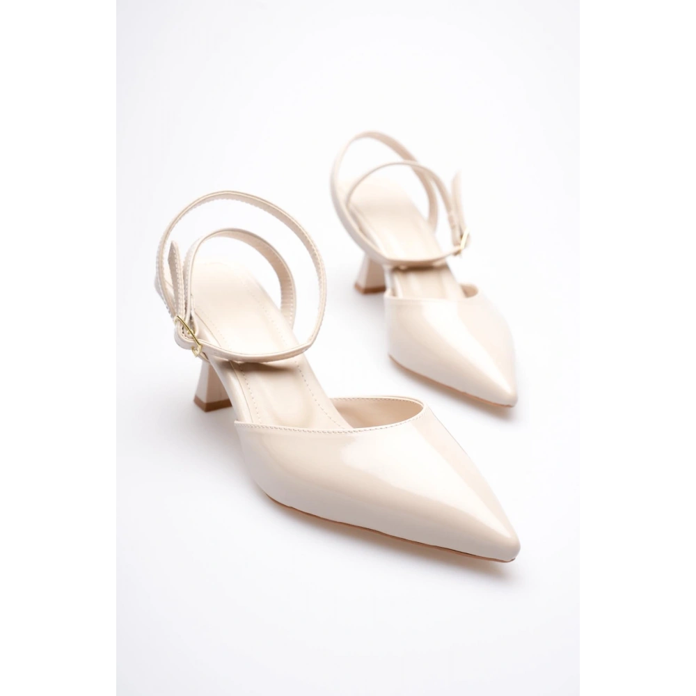 Kadın Bej Rugan Topuklu Ayakkabı TR03MS02C