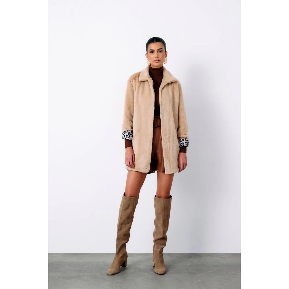 Kadın Vizon Peluş Astarlı Kaban