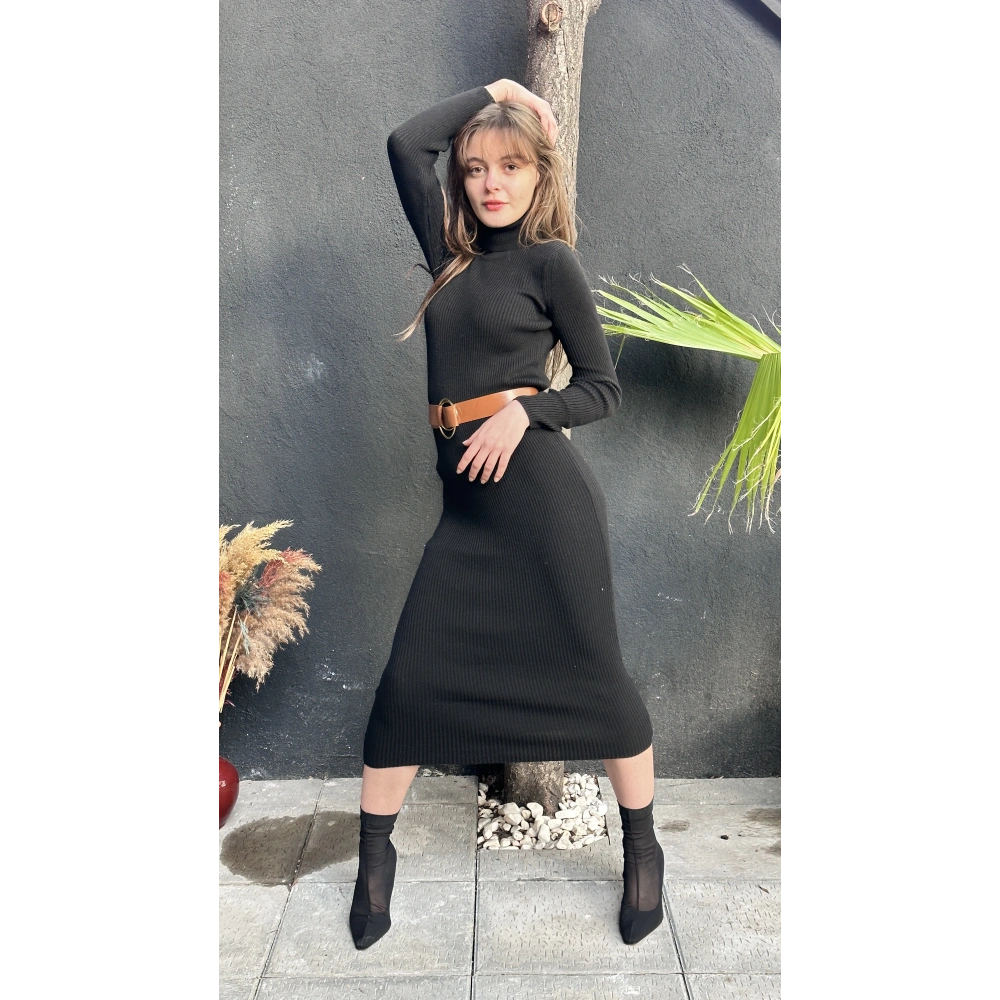 Kadın Boğazlı Siyah Uzun Triko Elbise