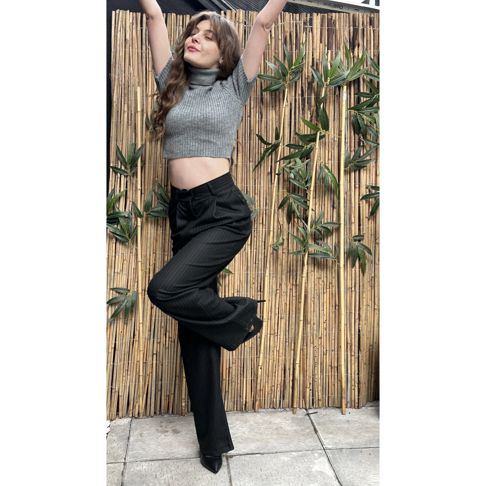 Kadın Bol Paça Çizgili Kumaş Pantolon Siyah