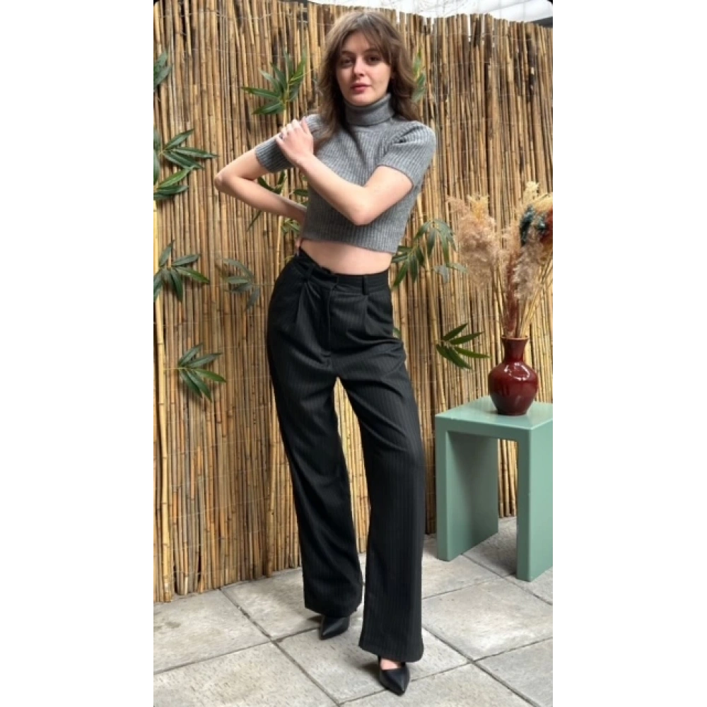 Kadın Bol Paça Çizgili Kumaş Pantolon Siyah