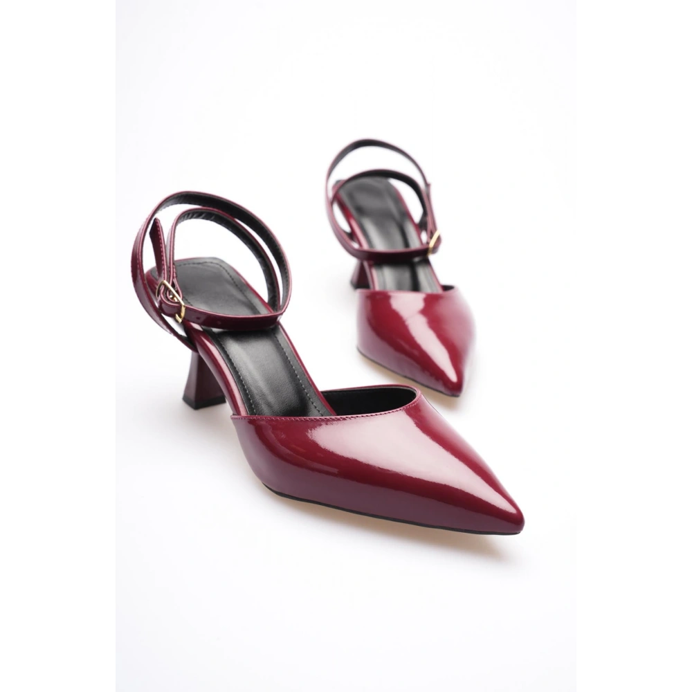 Kadın Bordo Rugan Topuklu Ayakkabı TR03MS02D