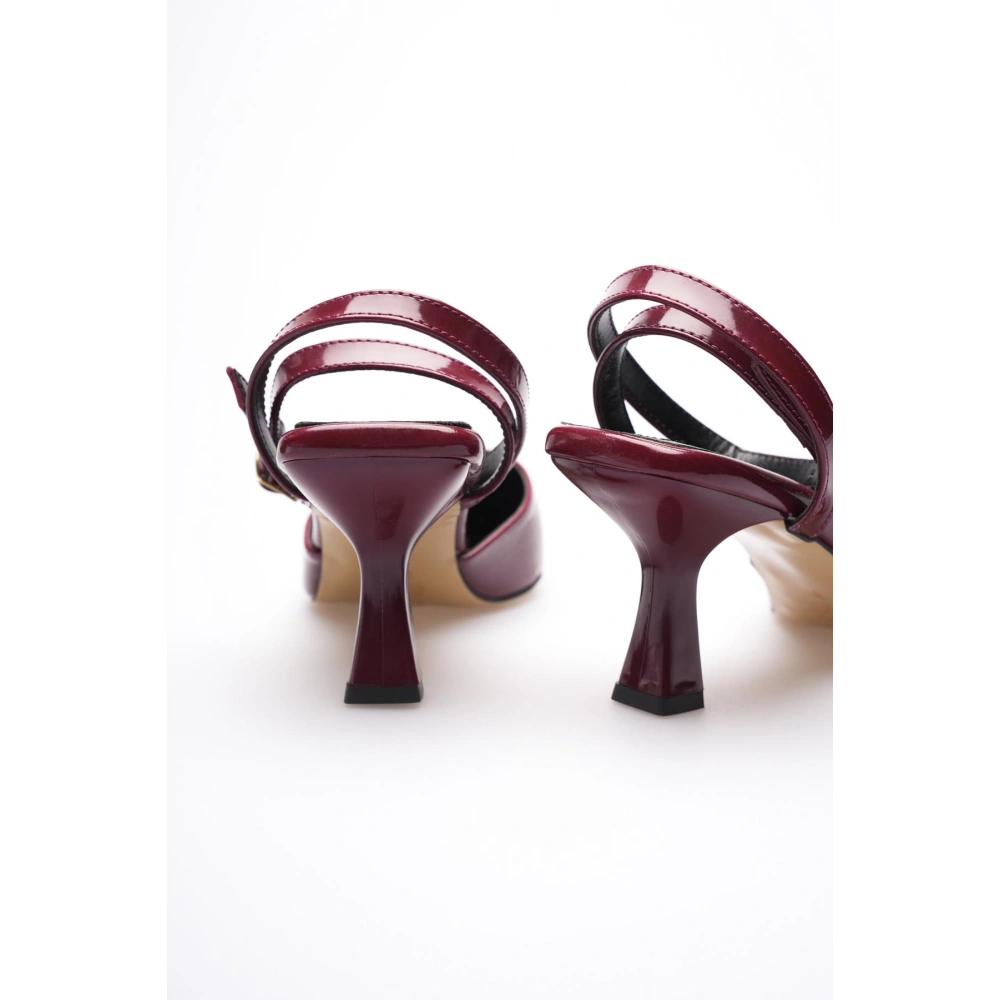 Kadın Bordo Rugan Topuklu Ayakkabı TR03MS02D