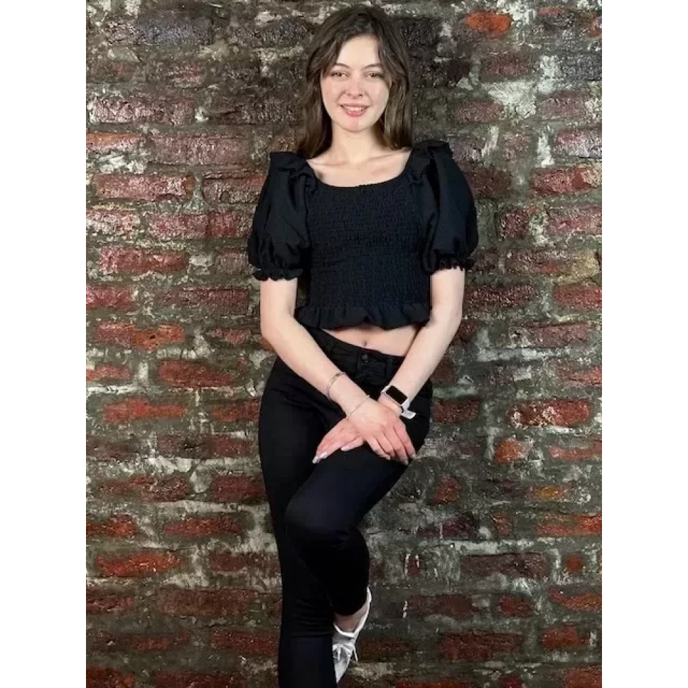 Kadın Büzgülü Siyah Bluz
