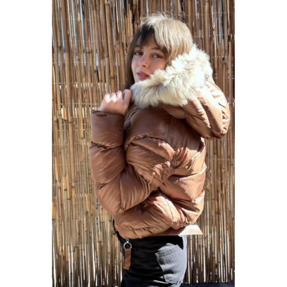 Kadın Kahverengi Kapşonlu Şişme Mont