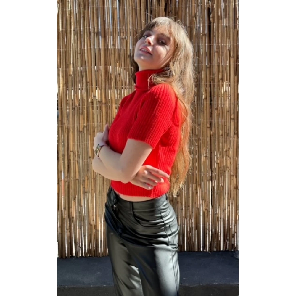 Kadın Kırmızı Crop Boğazlı Kazak