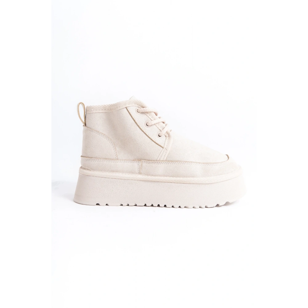 Kadın Krem Bağcıklı Bilek Bot