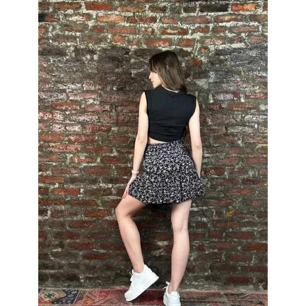 Kadın Siyah Beyaz Desenli Şort Etek