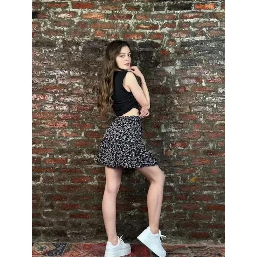 Kadın Siyah Beyaz Desenli Şort Etek