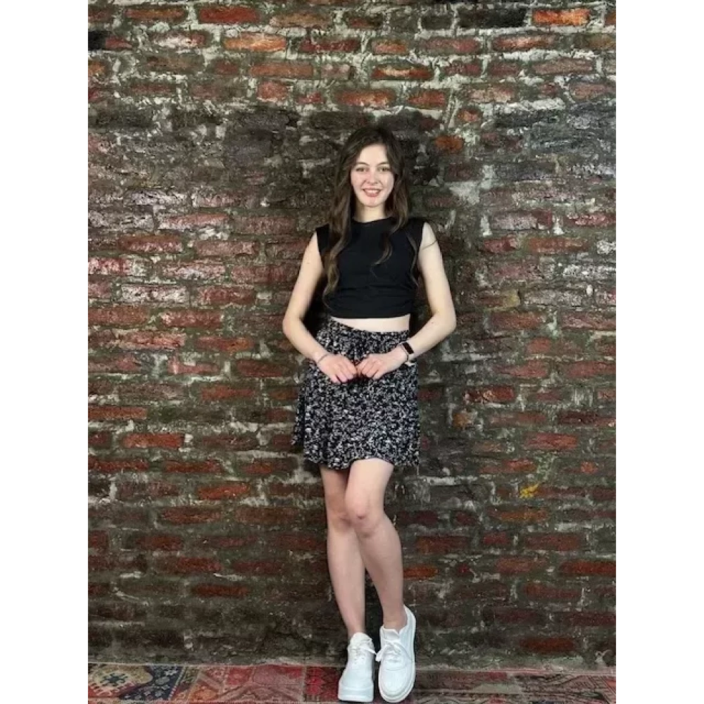 Kadın Siyah Beyaz Desenli Şort Etek