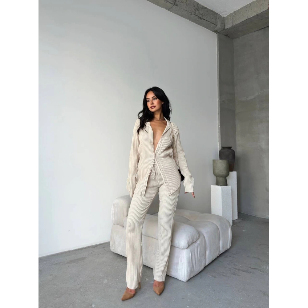 Kadın Taş Düğmeli Takım